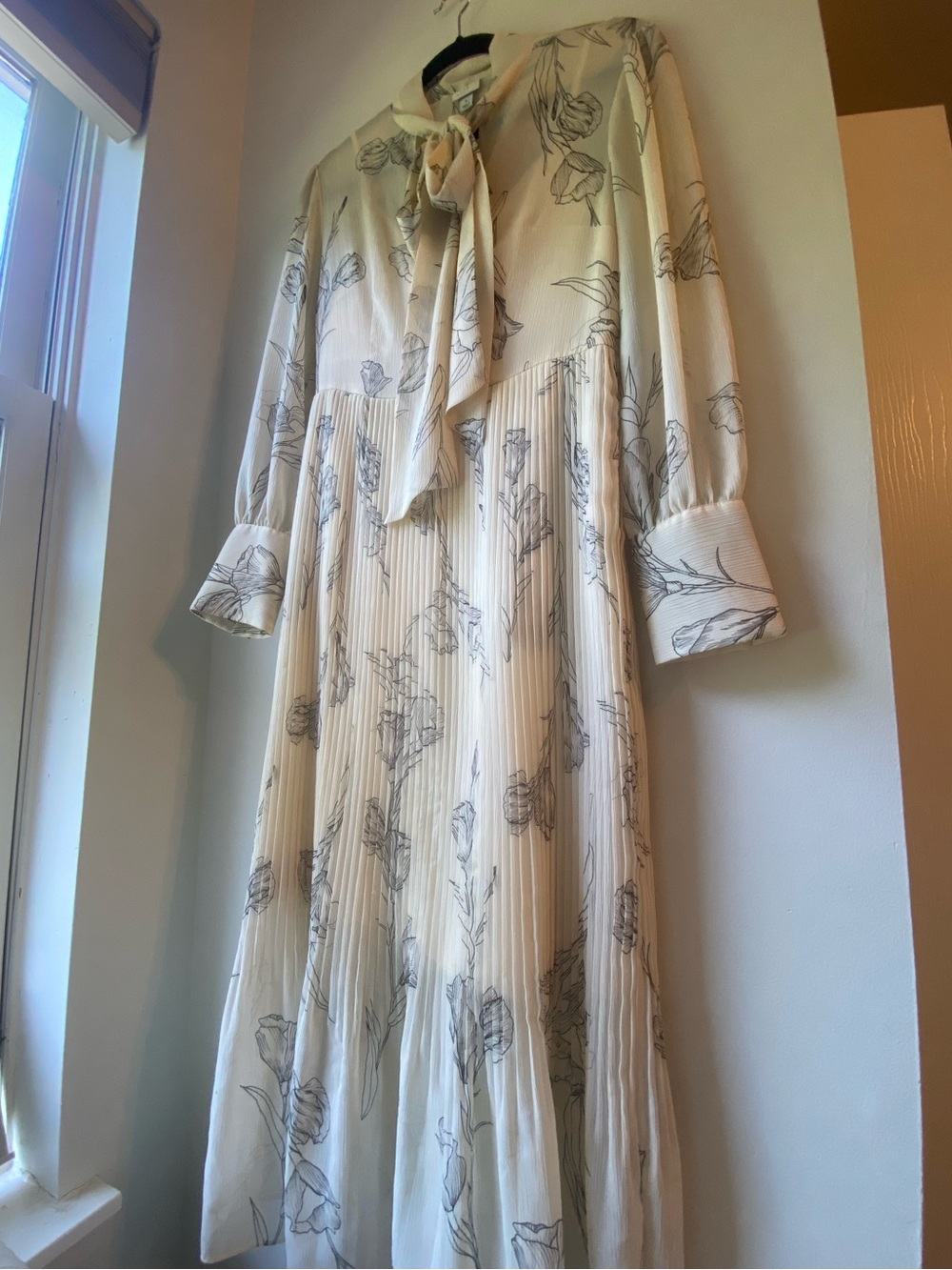 A New Day Cream Floral Print Midi Dress